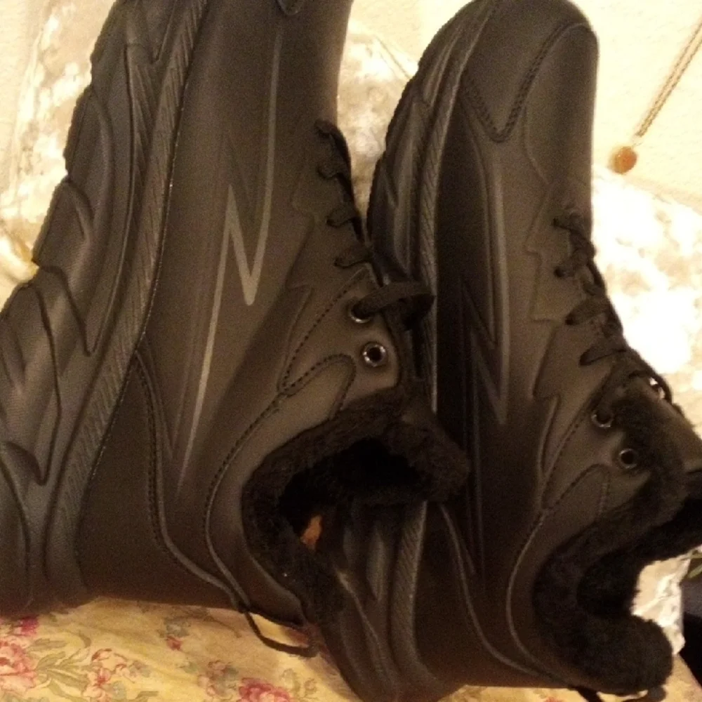 Men's Black Fur-Lined Shoes